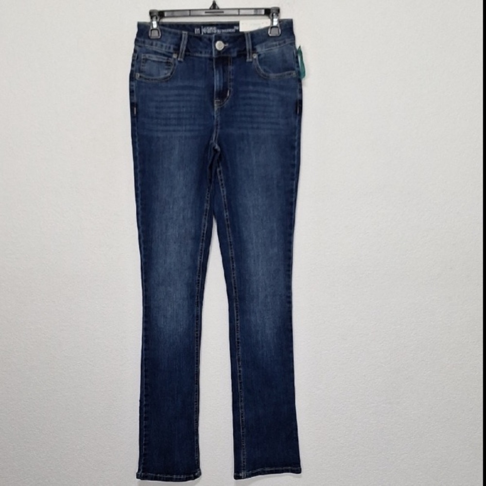 Maurices "NEW" Medium Wash Classic Western Slim Boot  Denim Jeans Size 2 Long